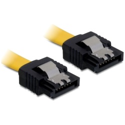 Delock Kábel - 82473 (SATA II, egyenes/egyenes csatl.(fémlappal), Max.: 3Gb/s, sárga, 0,3m)